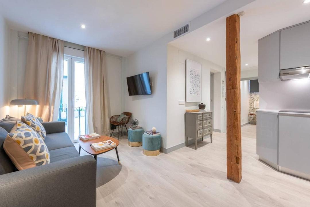 Sophisticated Brand New Flat Lägenhet Madrid Exteriör bild